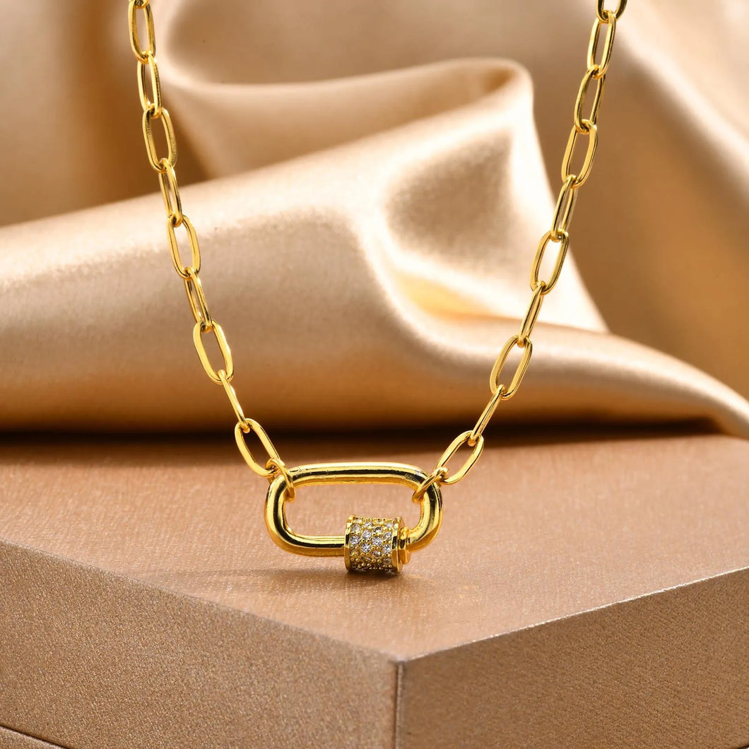 Louie Necklace